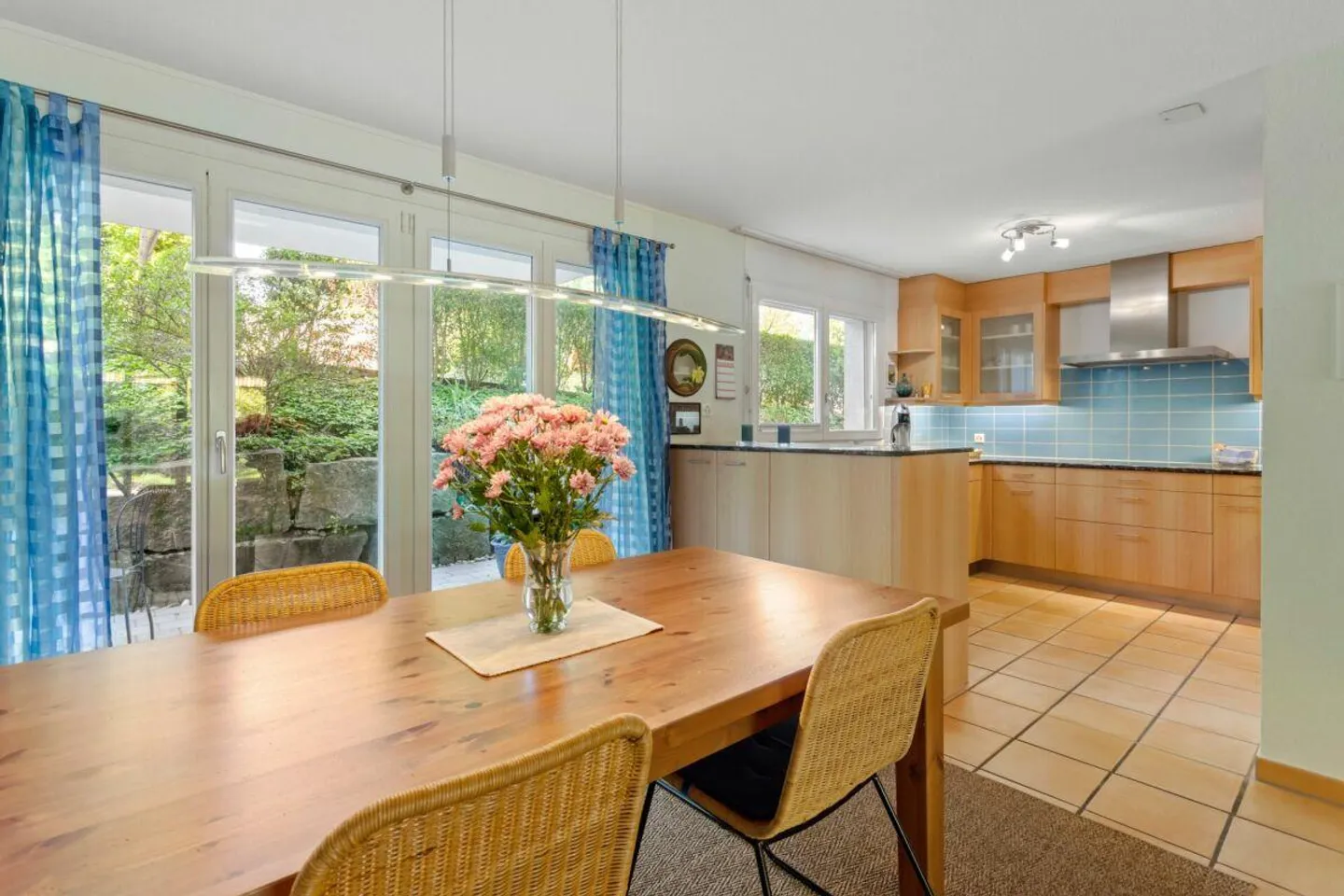 Beautiful nature-oriented 5.5-room garden apartment - Photo 6 of 12