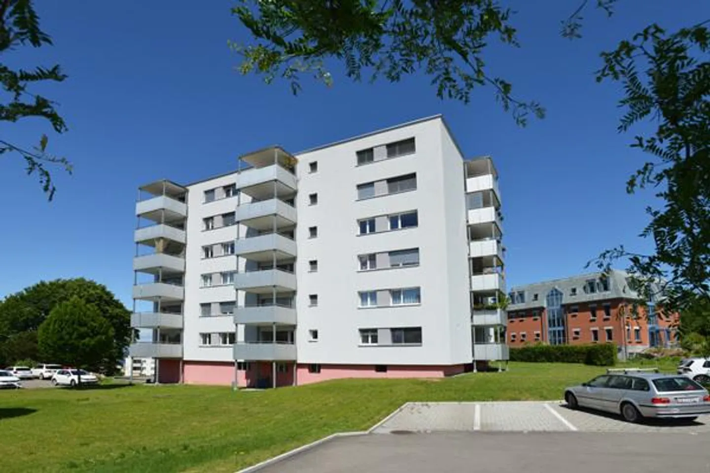 Modernes Apartment mit Seesicht - Foto 1 von 8