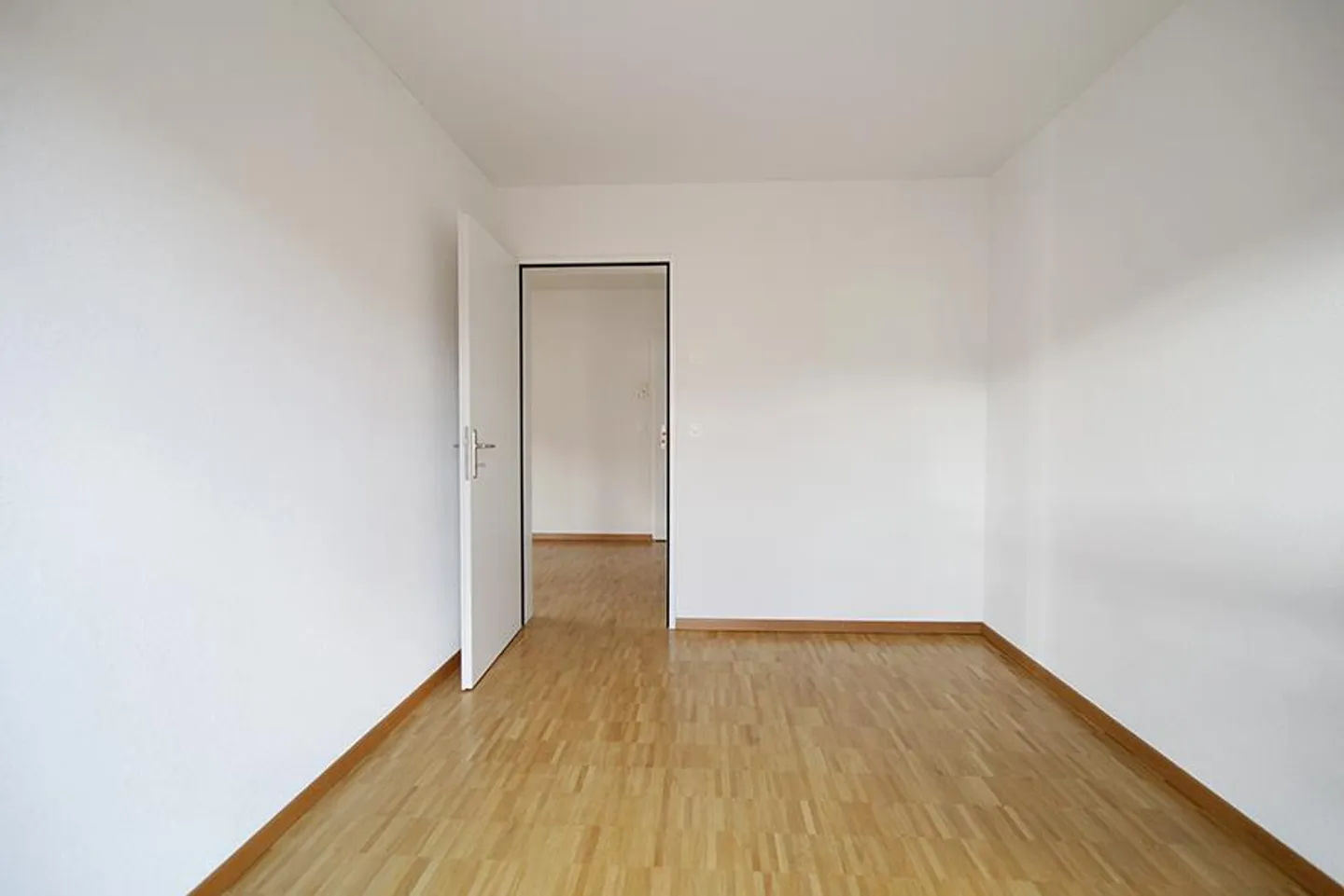 Your new dream apartment in a quiet location! - Photo 6 of 8