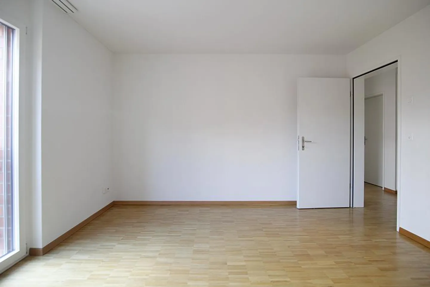 Your new dream apartment in a quiet location! - Photo 7 of 8