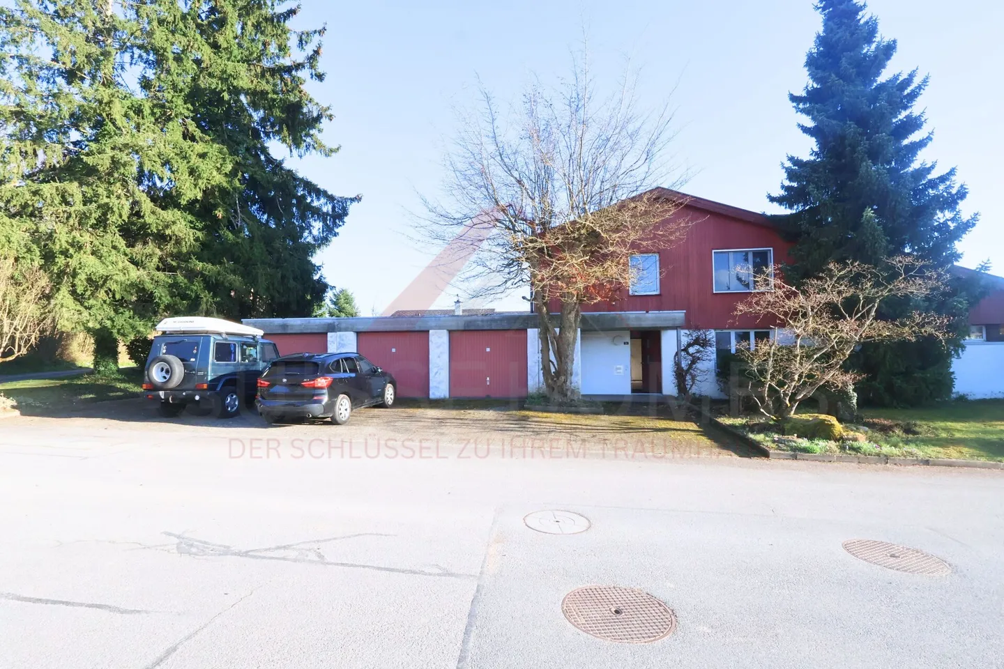 Grosszügiges Einfamilienhaus mit Seesicht - Foto 2 von 27