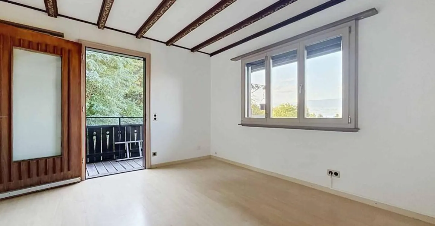 Charmant chalet 4.5 pièces avec vue dégagée - Foto 5 von 11