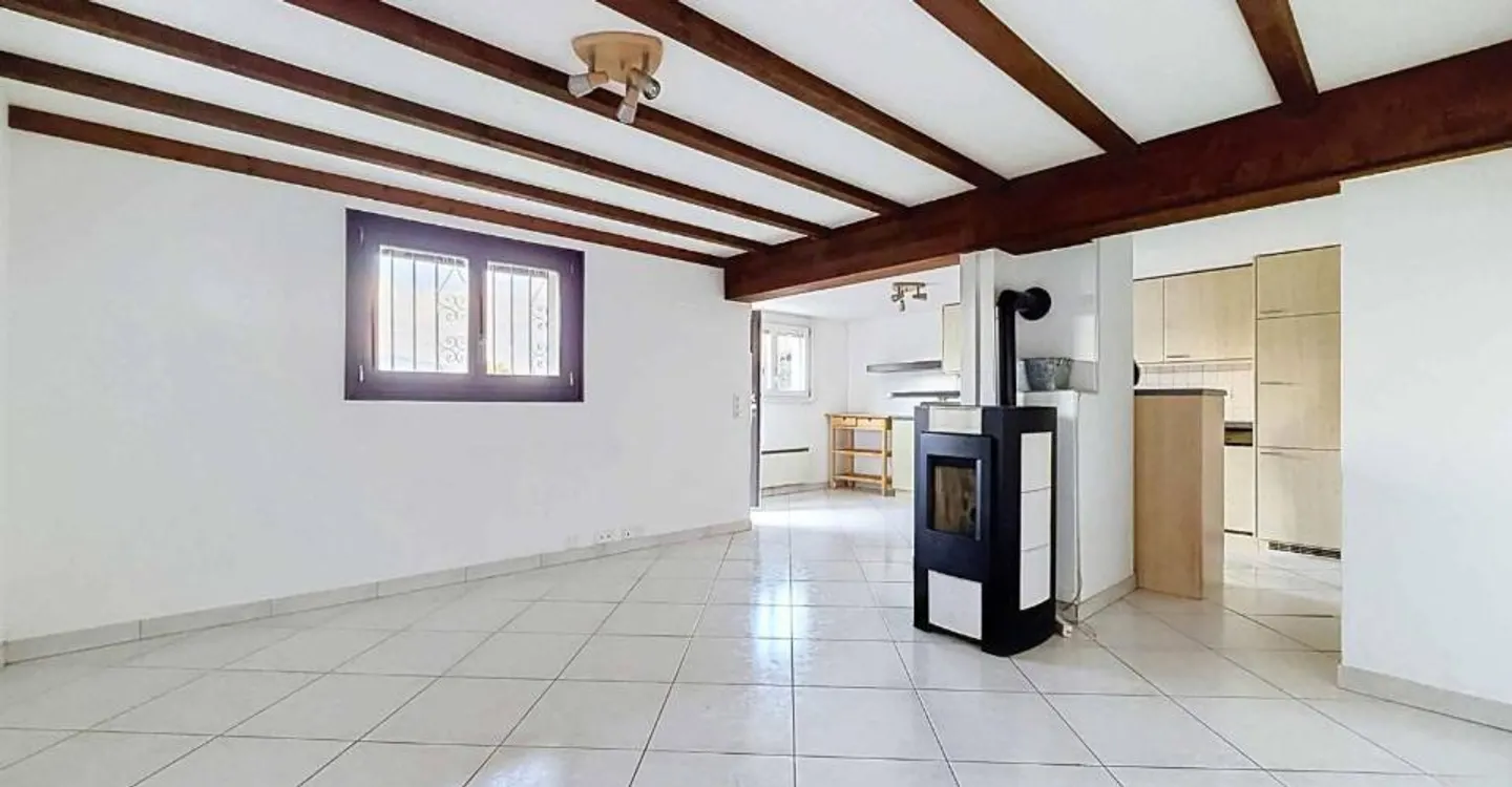 Charmant chalet 4.5 pièces avec vue dégagée - Foto 2 von 11