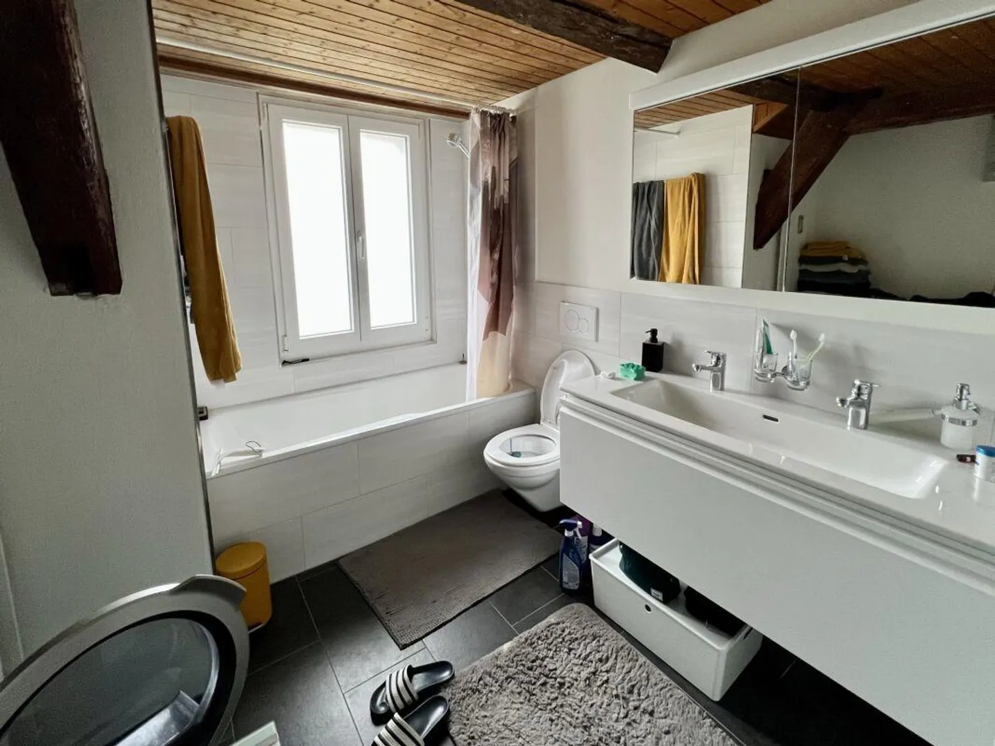 Charmante Wohnung mit Terrasse - Foto 4 von 7