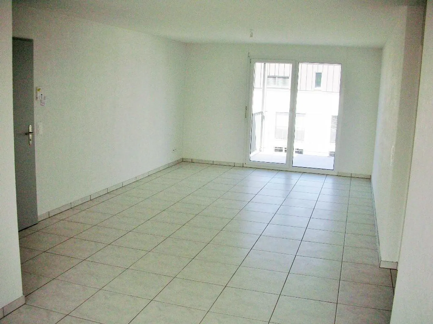 3.5 Room Apartment in Kerzers - Photo 6 of 10