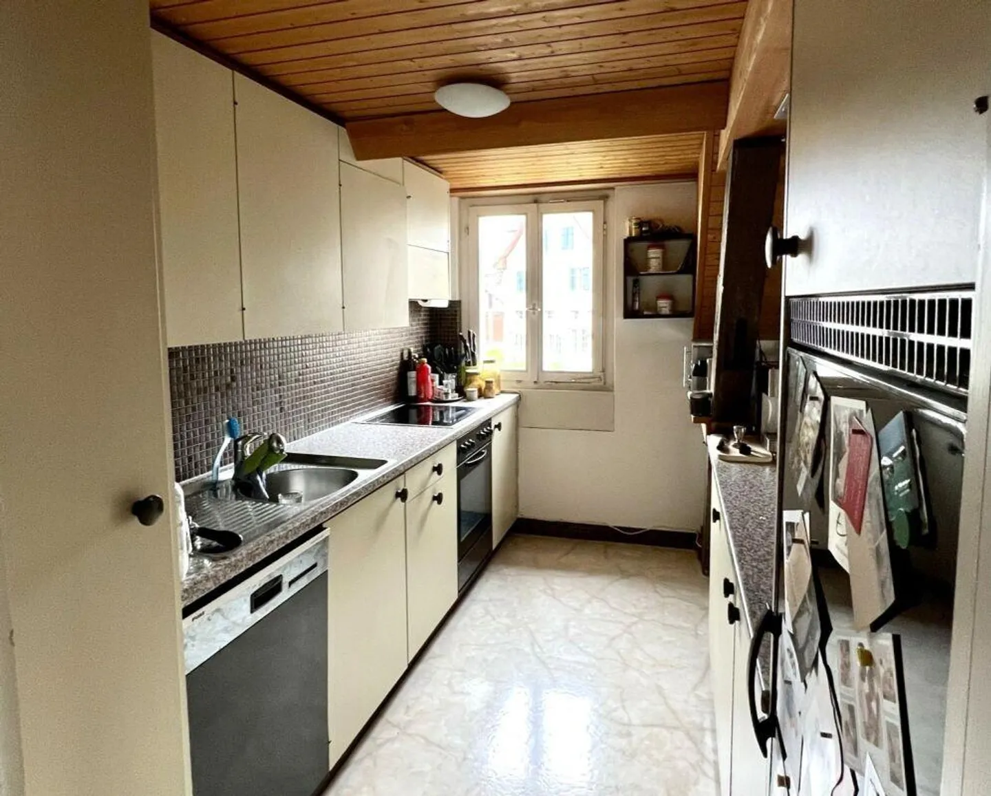 Charmante Wohnung mit Terrasse - Foto 5 von 7