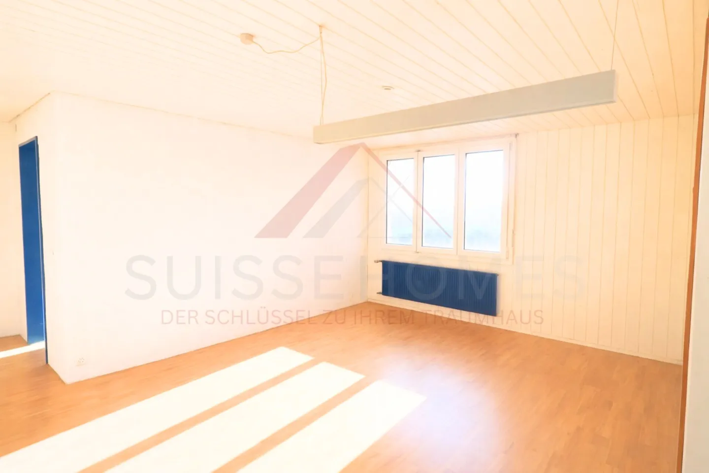 Grosszügiges Einfamilienhaus mit Seesicht - Foto 18 von 27