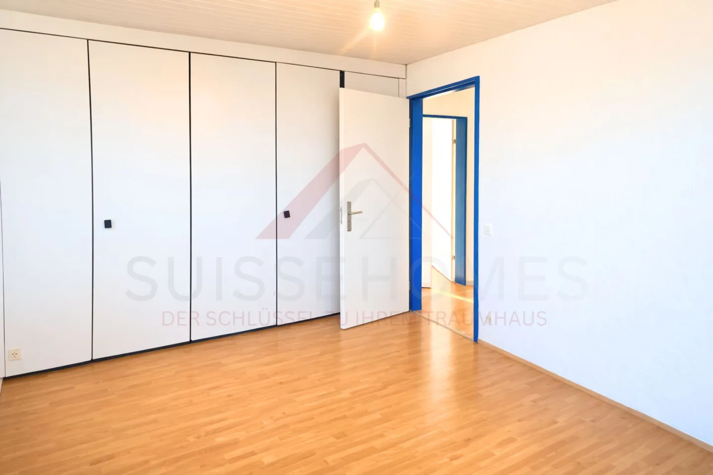 Grosszügiges Einfamilienhaus mit Seesicht - Foto 20 von 27