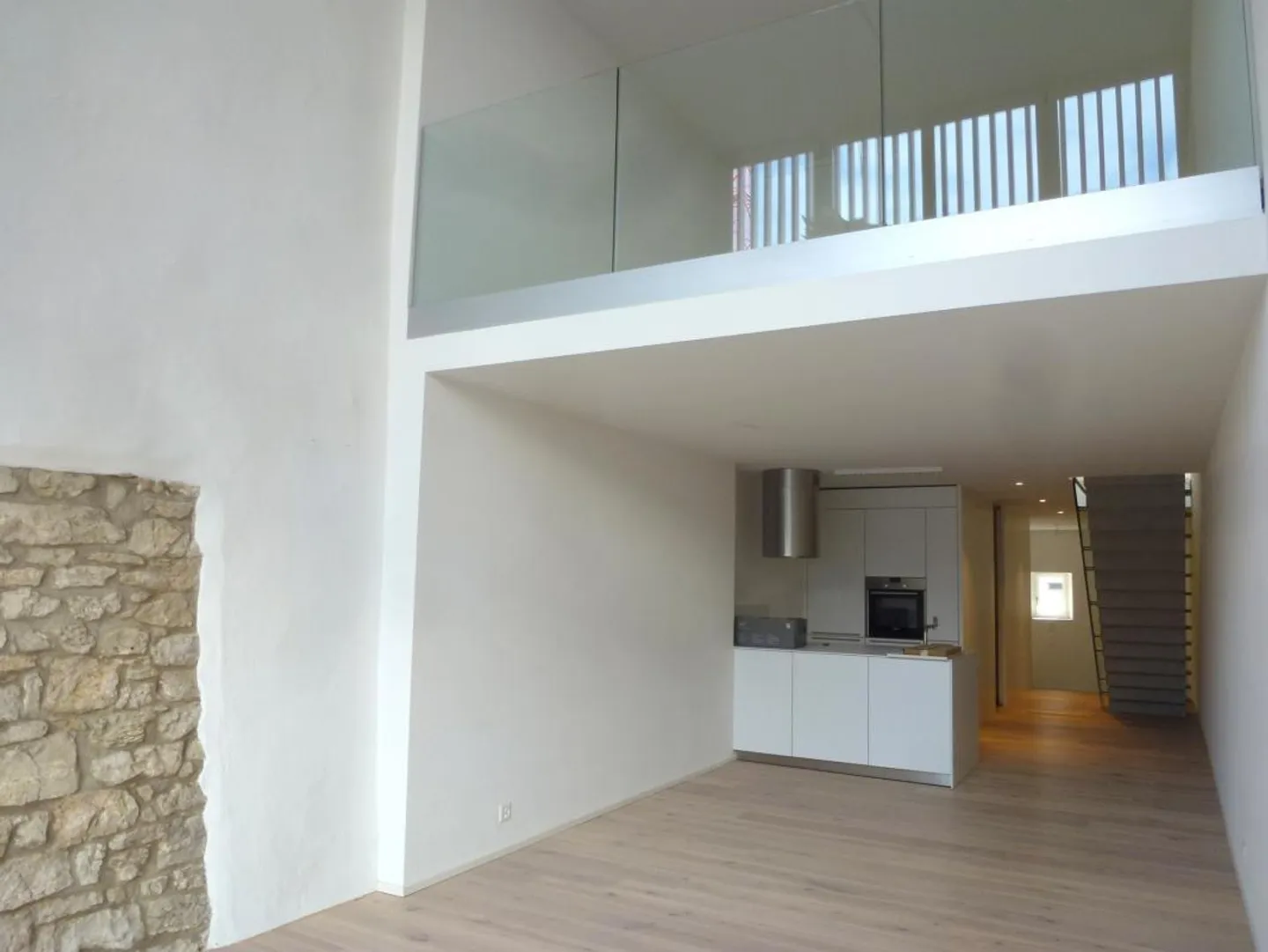 Moderno appartamento duplex di 4 stanze con fascino - Foto 15 di 18