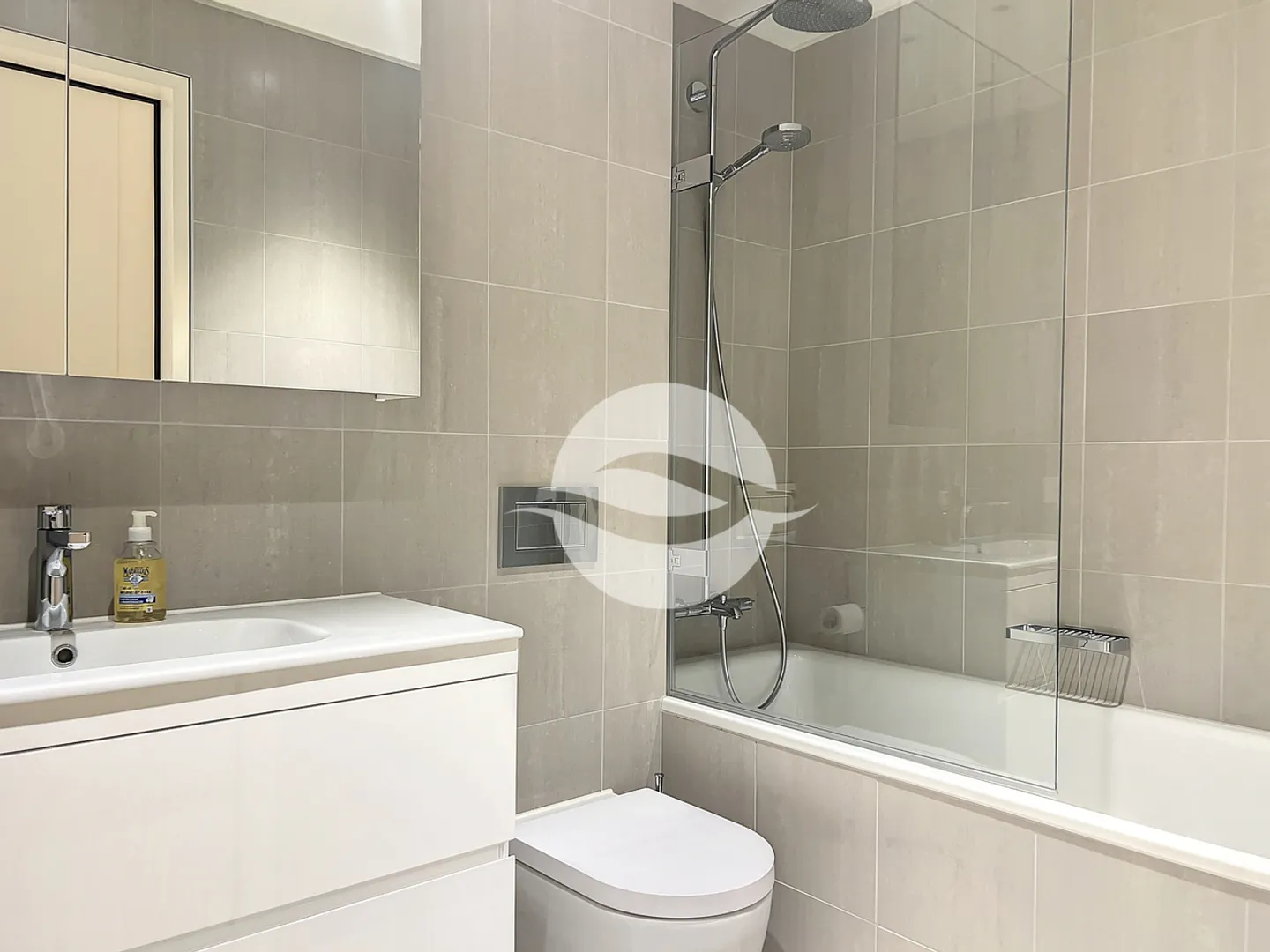 Studio de Luxe avec Jardin - Photo 5 sur 7