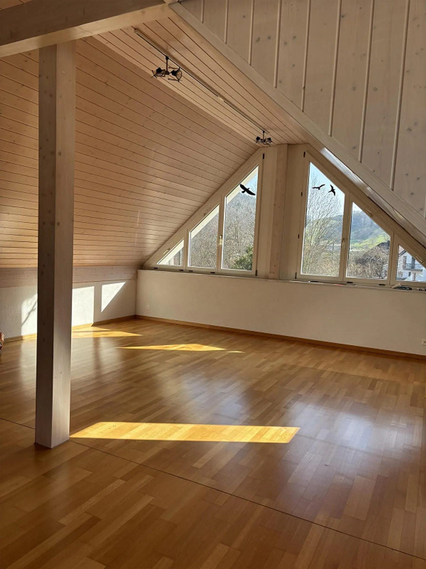 Helle renovierte Attique in Grindel - Foto 1 von 5