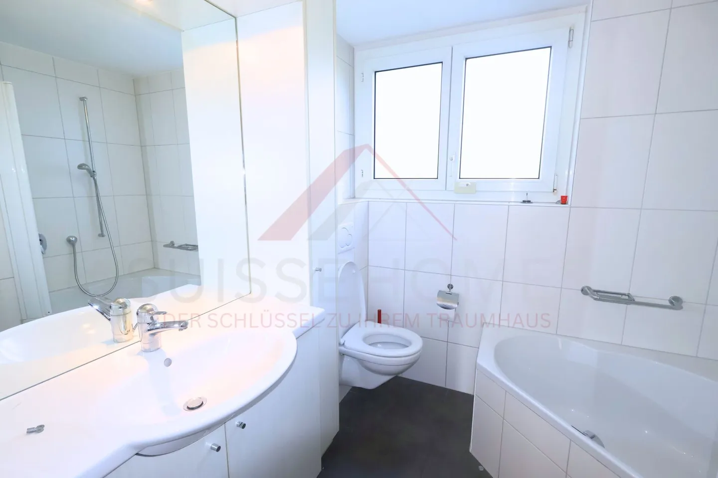 Grosszügiges Einfamilienhaus mit Seesicht - Foto 25 von 27