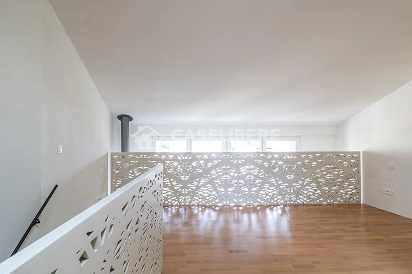 CARACTÉRISTIQUE MAISON À CAMIGNOLO - Photo 7 sur 11