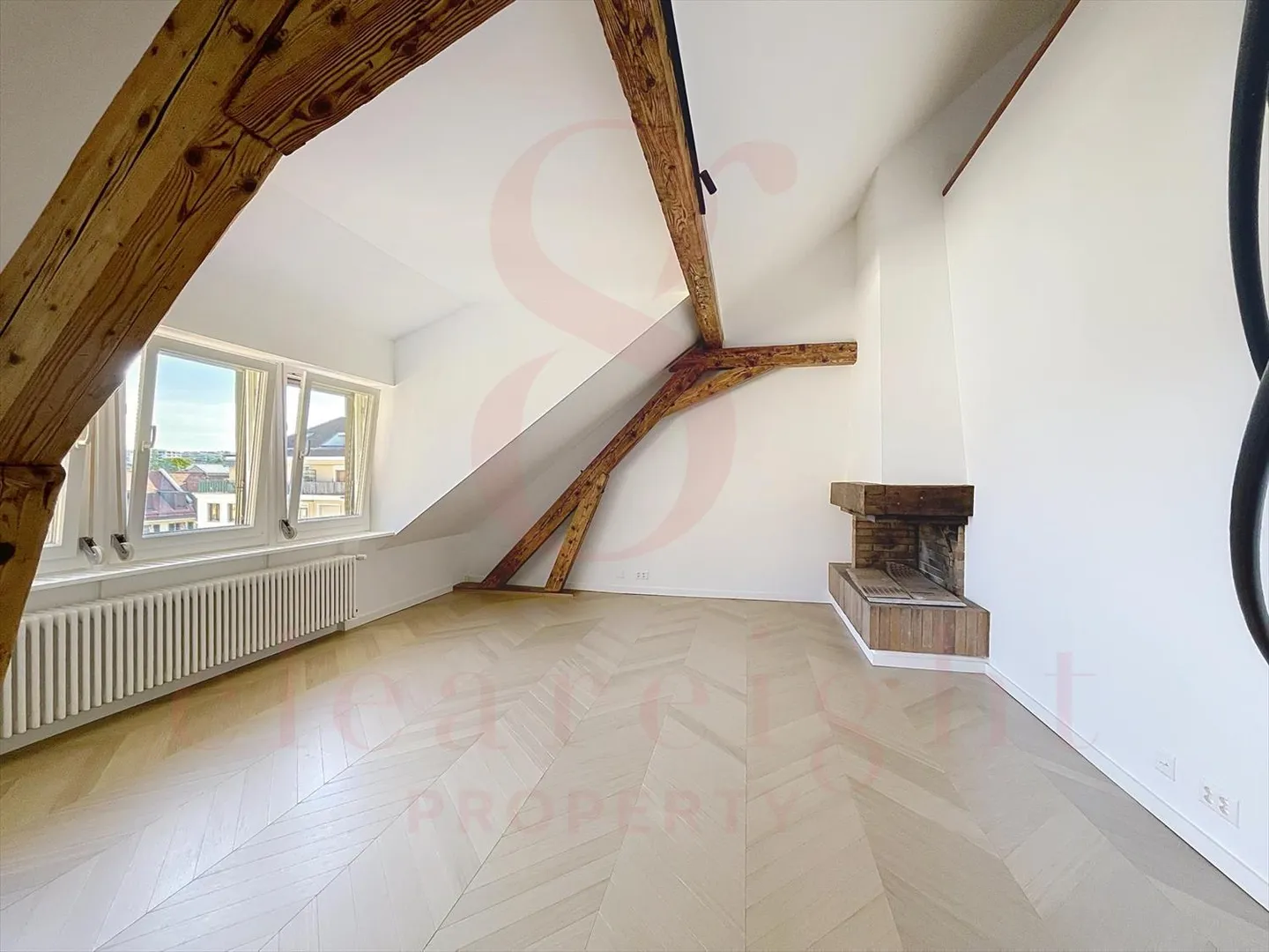 Magnifico appartamento antico con terrazza sul tetto - Foto 3 di 4