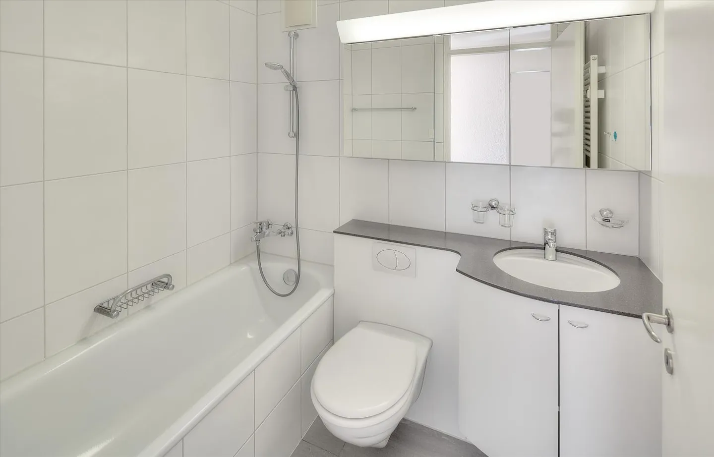 Modernes Apartment mit Balkon - Foto 5 von 7