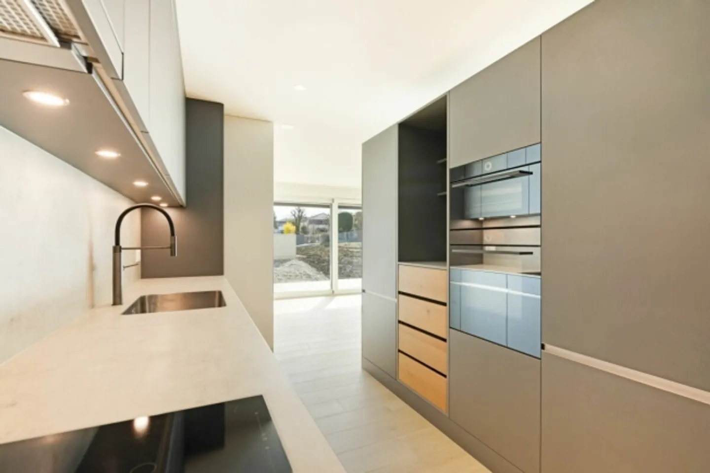 Appartement moderne de 3 ½ pièces au rez-de-chaussée avec part de jardin à Illnau - Photo 7 sur 10
