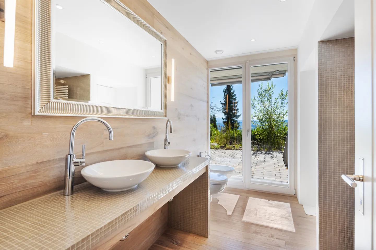 Single-family house in Aeugst am Albis: living with a view and plenty of space - Photo 4 of 5