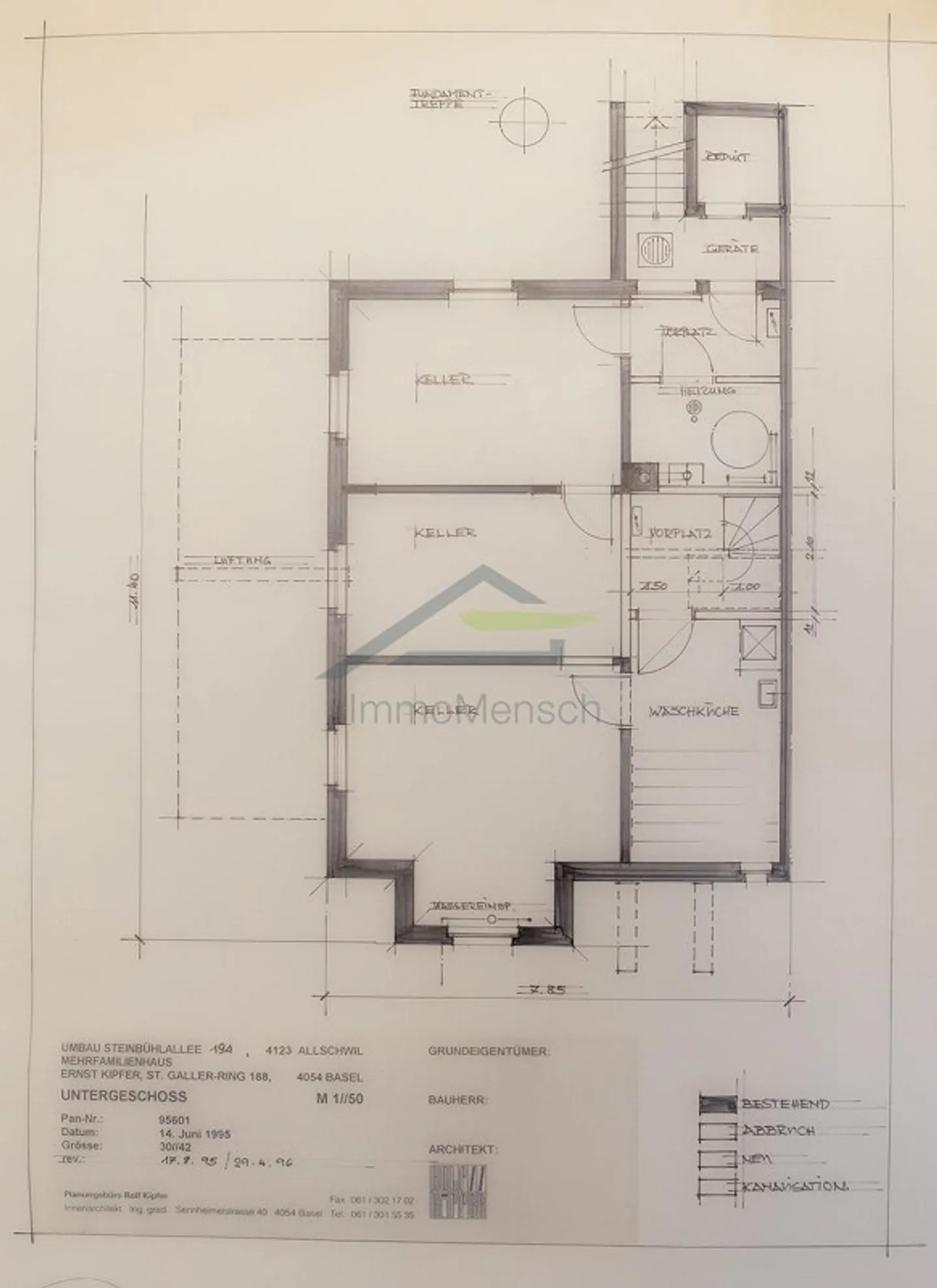 Exciting Opportunity: Beautiful Semi-Detached House with Apartment - Photo 13 of 14