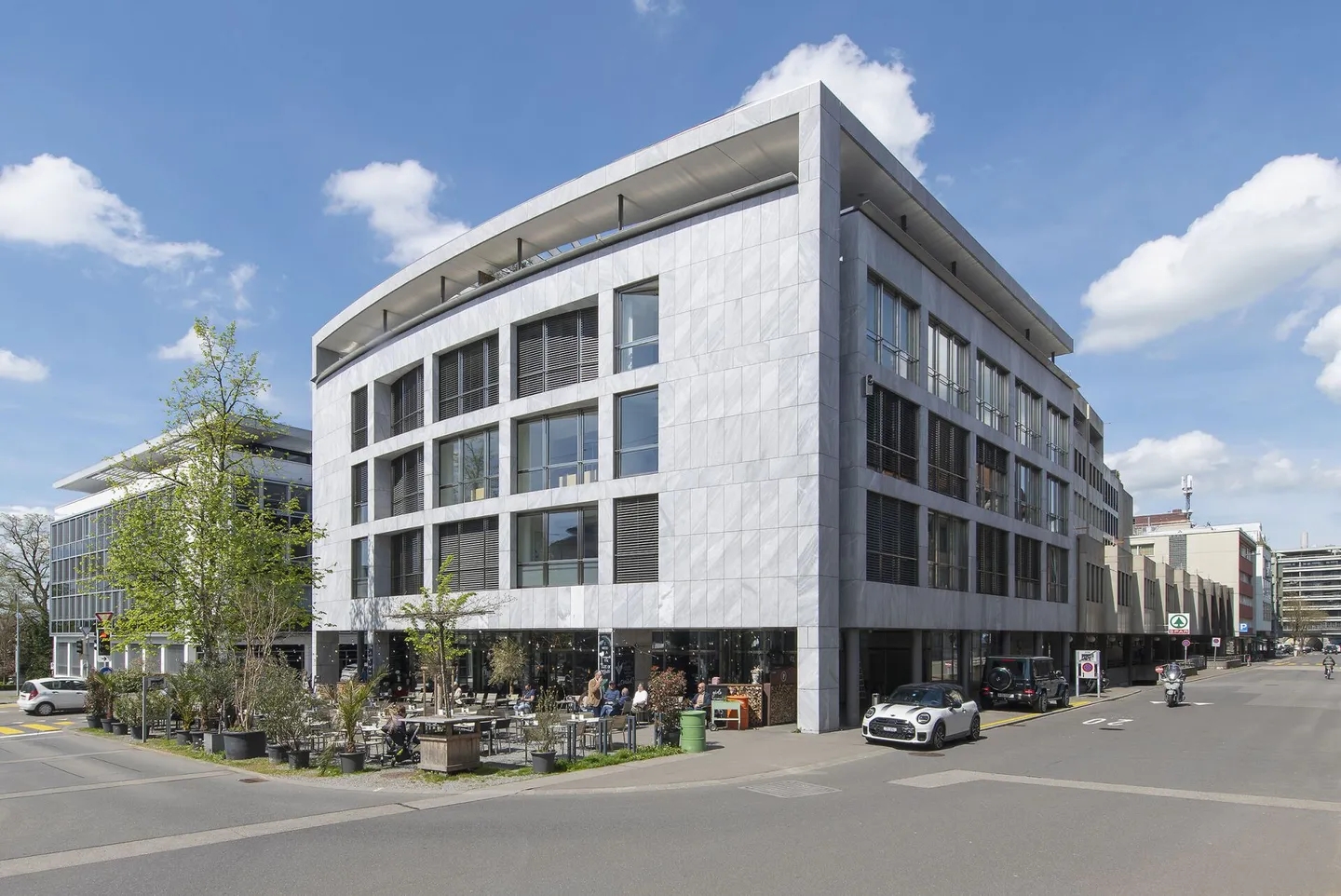 Ufficio pronto per essere abitato nel cuore della città di Zug - Foto 1 di 10