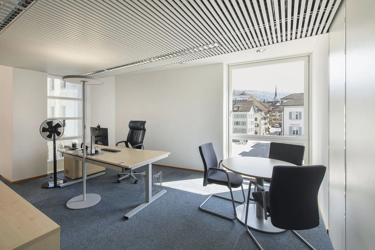 Ufficio pronto per essere abitato nel cuore della città di Zug - Foto 5 di 10