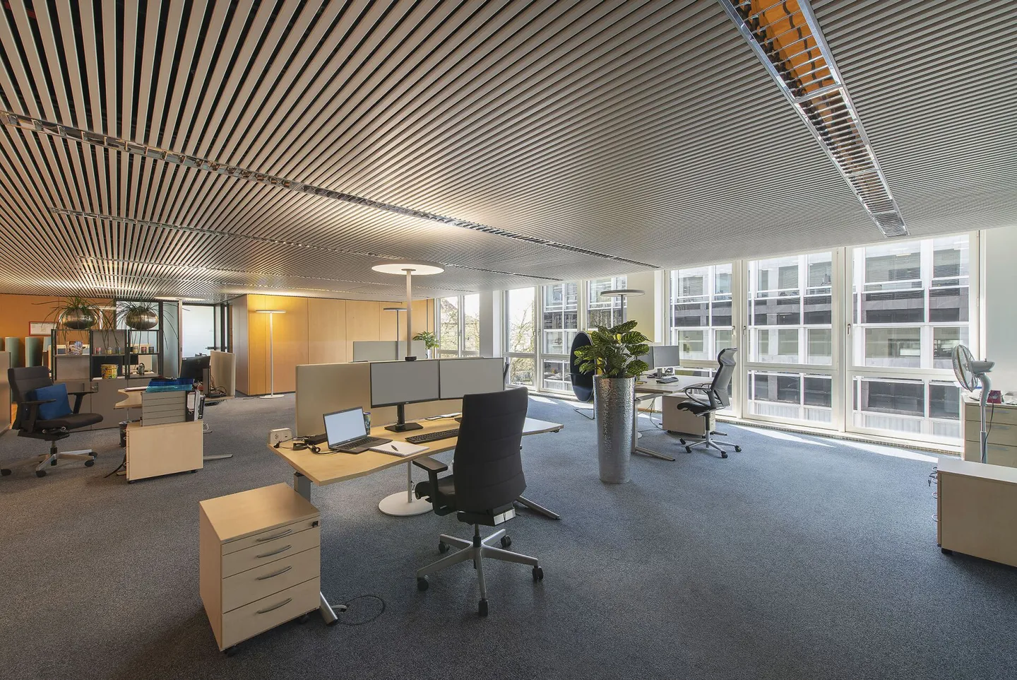 Ufficio pronto per essere abitato nel cuore della città di Zug - Foto 6 di 10