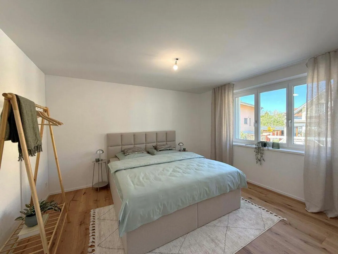Three 5.5 Room Terraced Single-Family Houses - Charming, Close to Nature, Individual - Photo 7 of 13