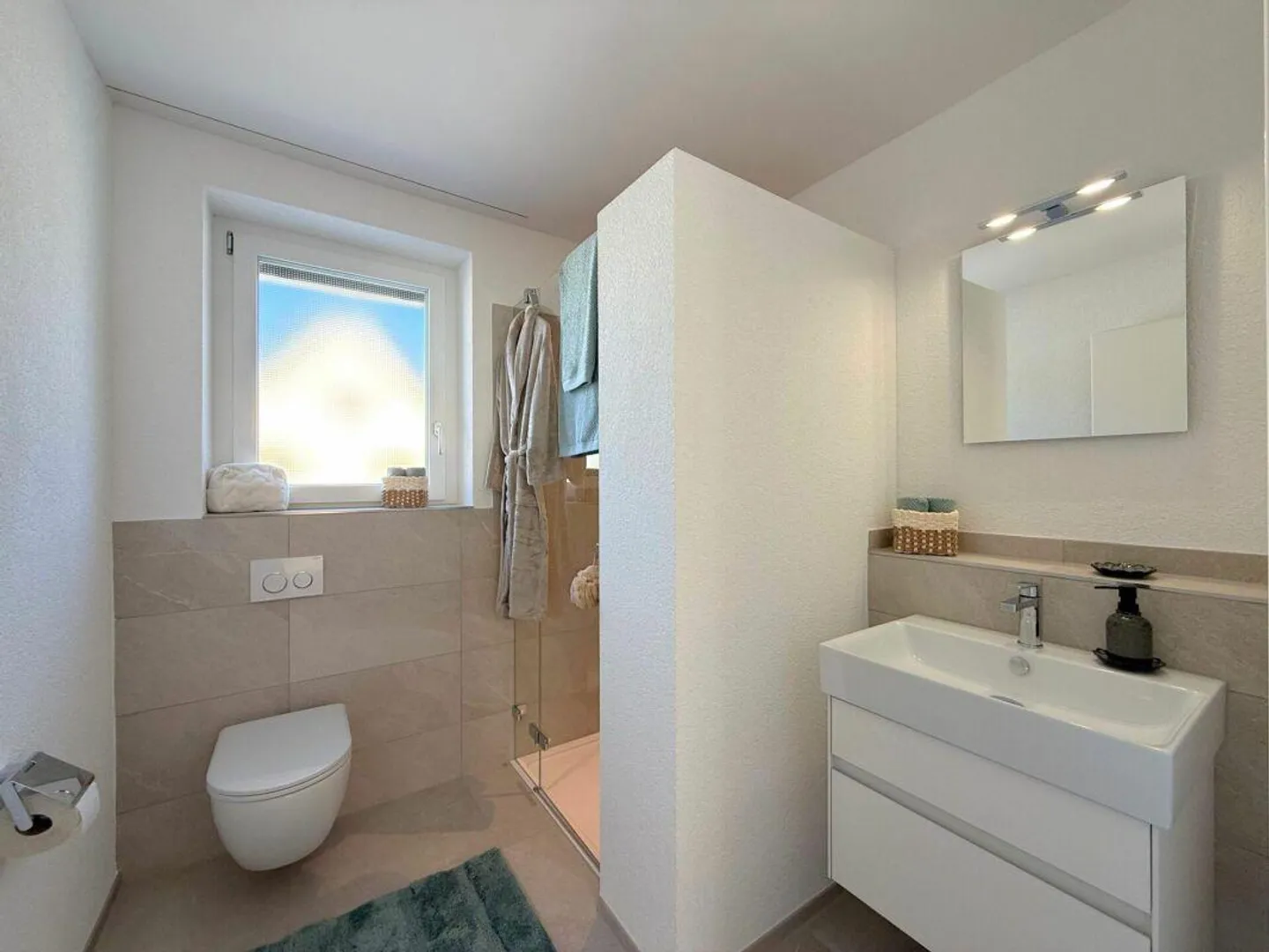 Three 5.5 Room Terraced Single-Family Houses - Charming, Close to Nature, Individual - Photo 8 of 13