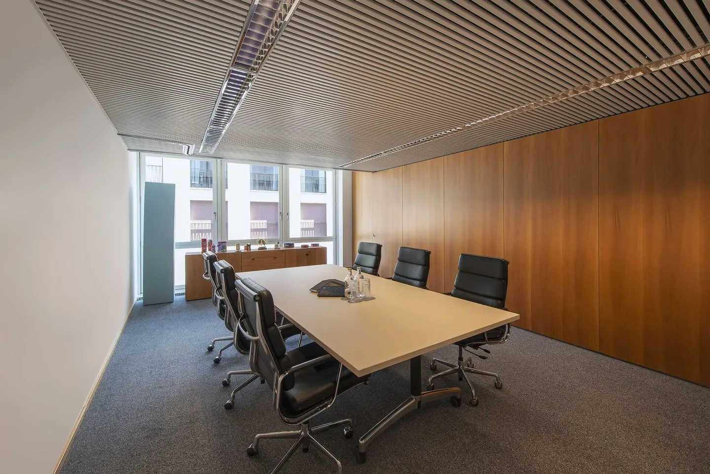 Ufficio pronto per essere abitato nel cuore della città di Zug - Foto 7 di 10