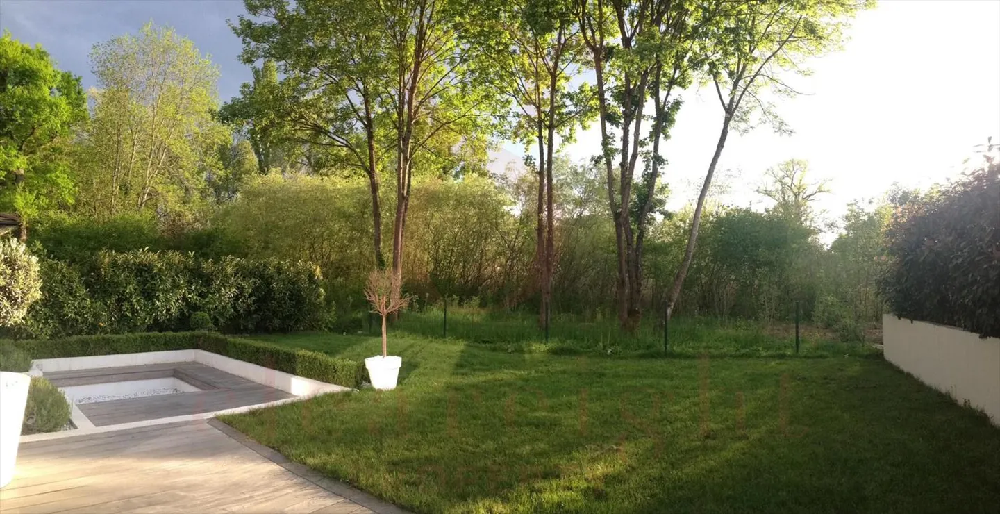Maison 6 pièces - Photo 1 sur 4