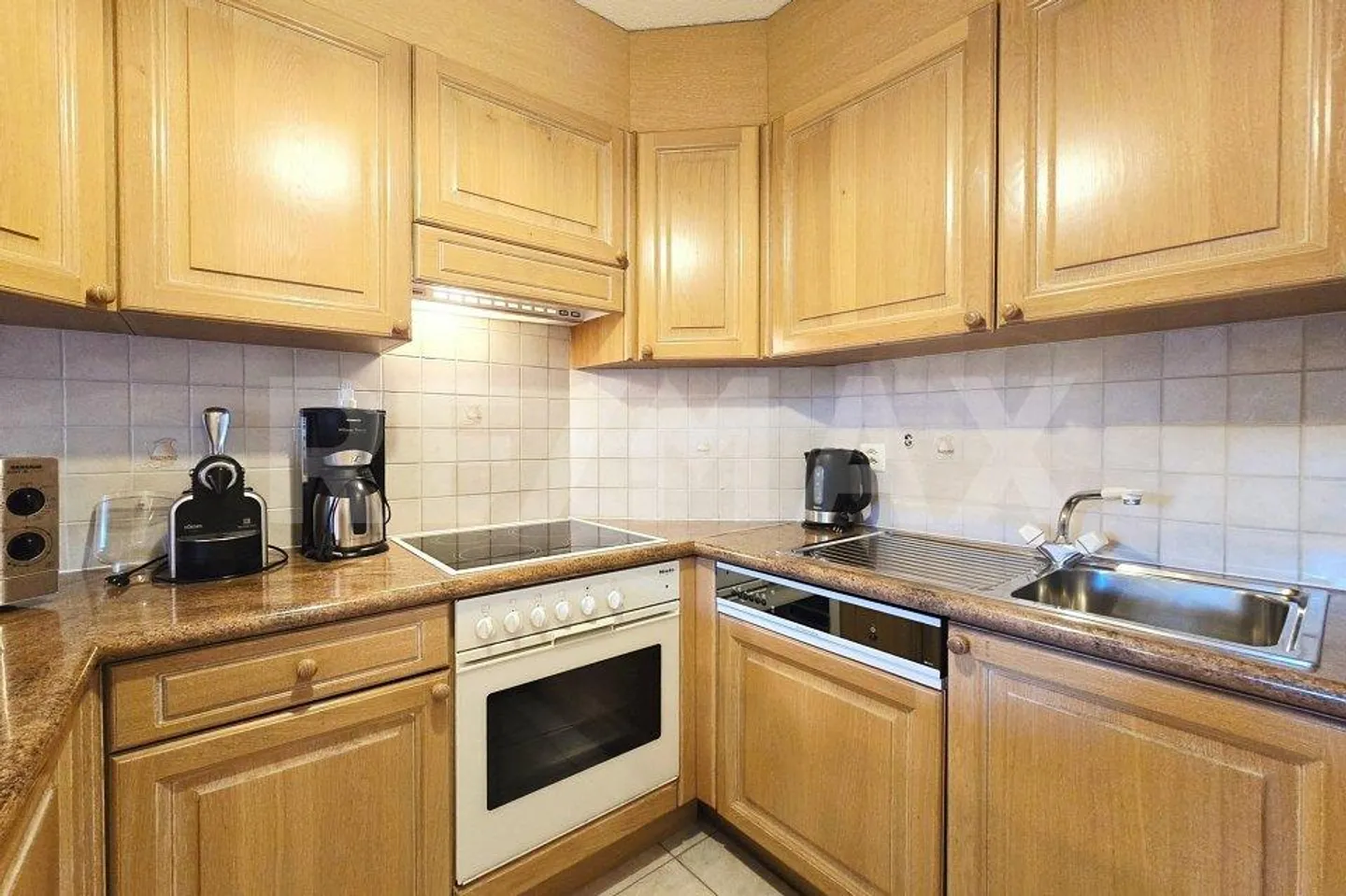 2.5 Room Apartment with Balcony and Mountain View - Quiet Location in Leukerbad - Photo 5 of 13