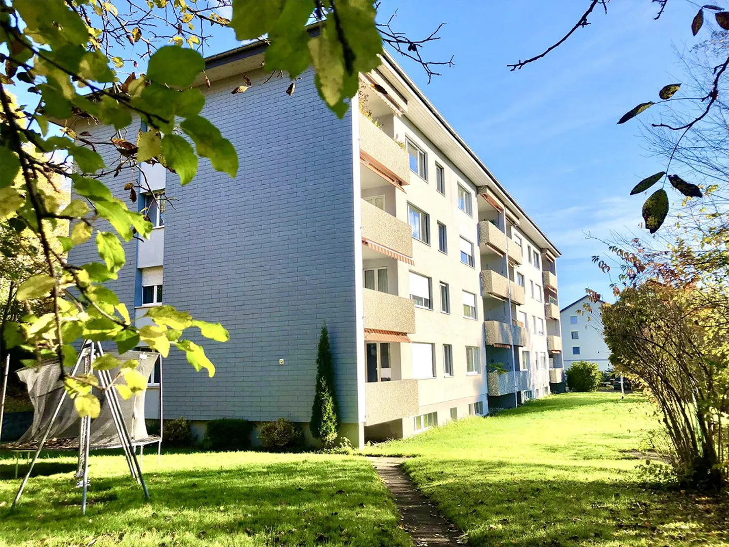Appartement de 4,5 pièces avec vue sur la verdure - Photo 10 sur 14