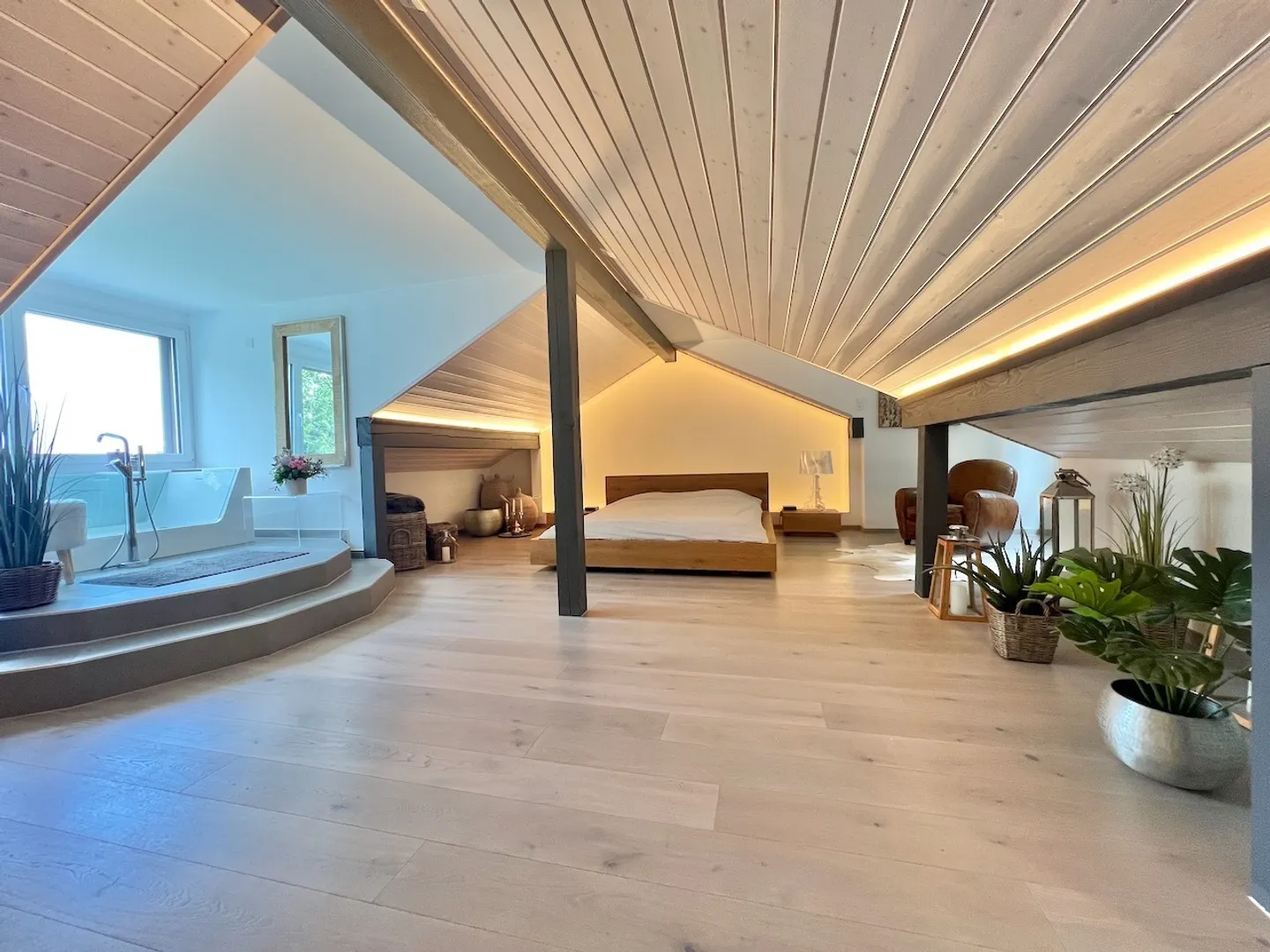 Einzelvilla mit 8,5 Zimmern, darunter 1 unabhängiges Studio - Foto 7 von 15