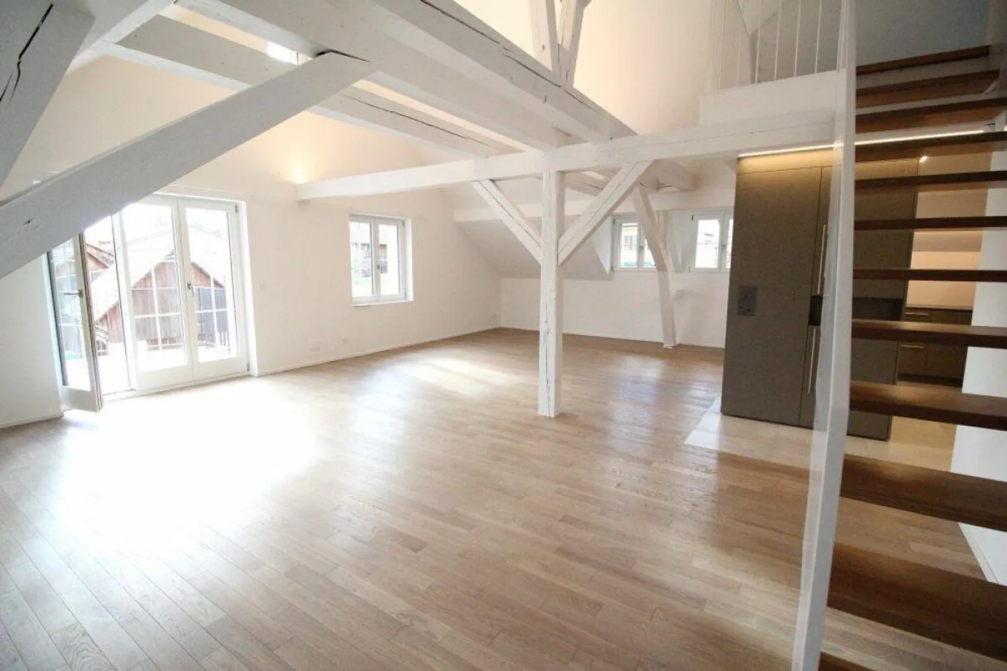 Exklusives Zuhause mit einzigartigem Design - Foto 3 von 13