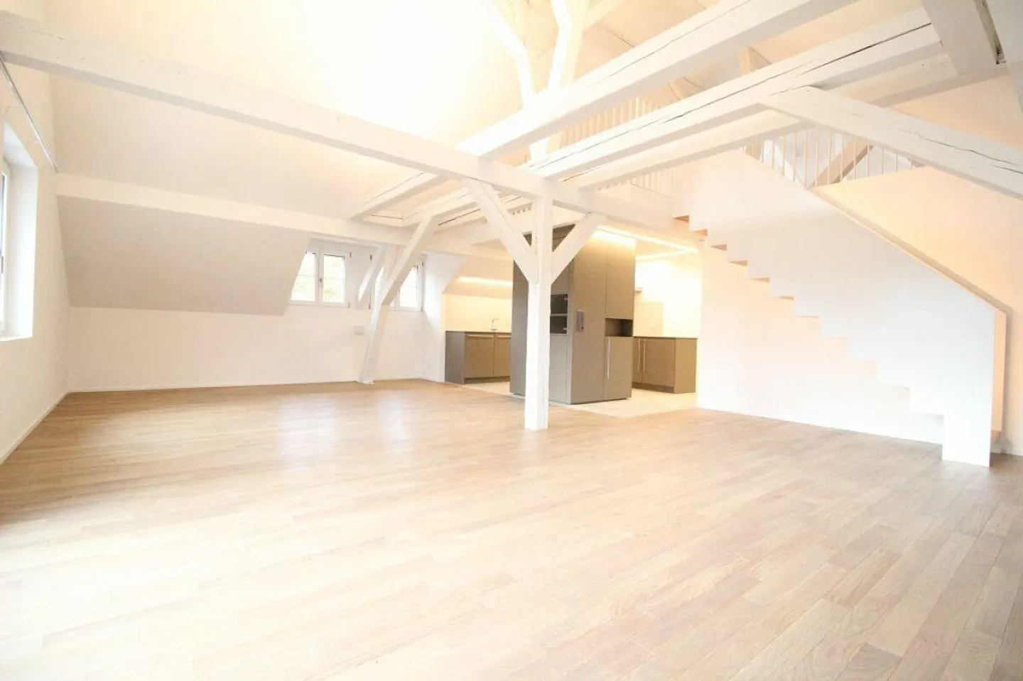 Exklusives Zuhause mit einzigartigem Design - Foto 5 von 13