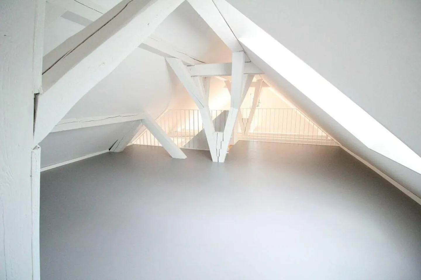 Exklusives Zuhause mit einzigartigem Design - Foto 9 von 13