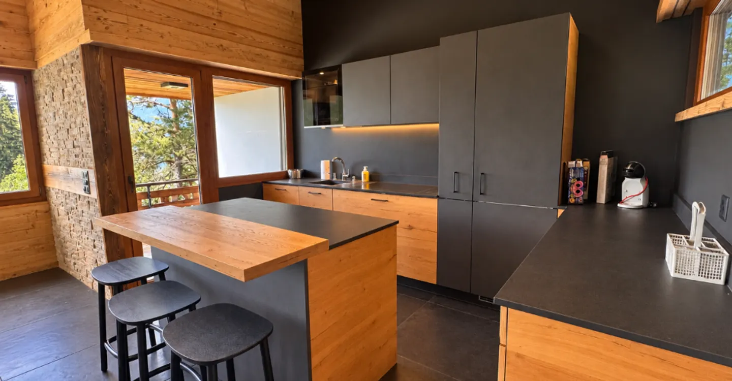 Exceptional Chalet with Private Pool - Photo 7 of 13
