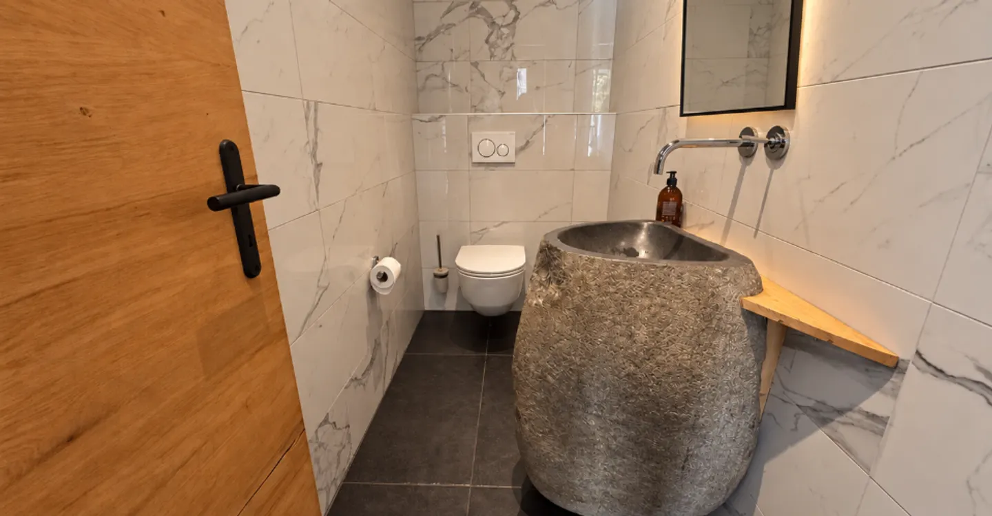 Exceptional Chalet with Private Pool - Photo 8 of 13