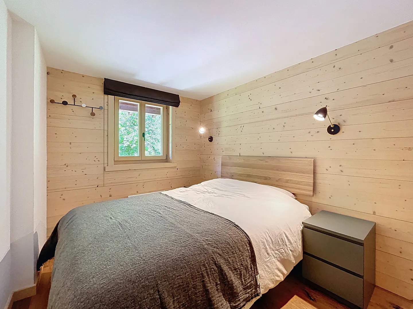 THE PERNETTES - Photo 11 of 13