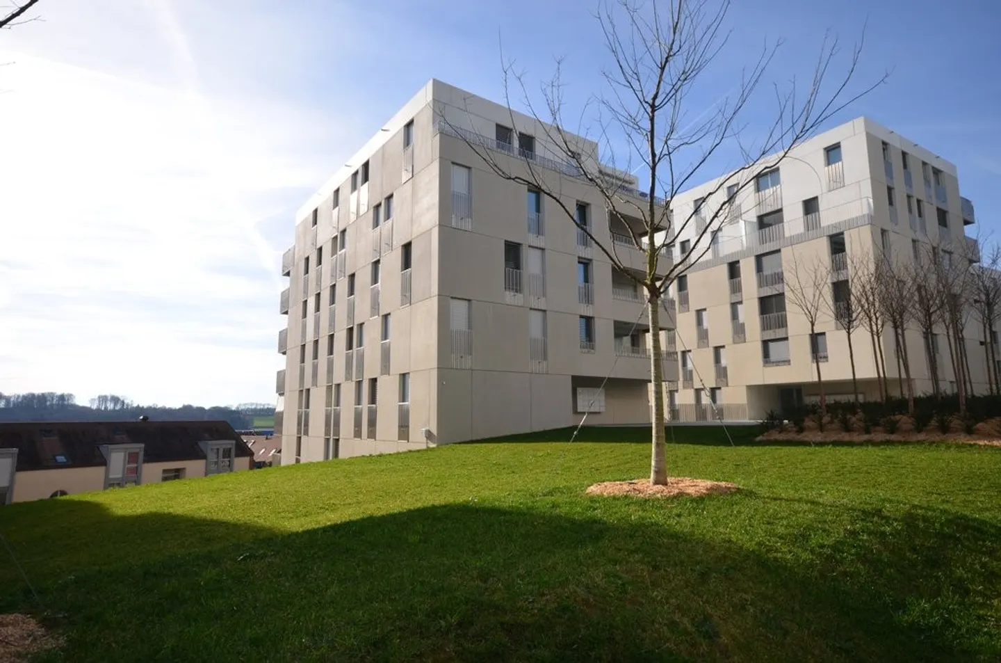 Bell'appartamento di 3,5 locali con balcone e vista - Foto 12 di 12