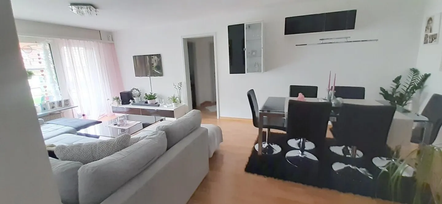 Appartamento in affitto - Foto 3 di 9
