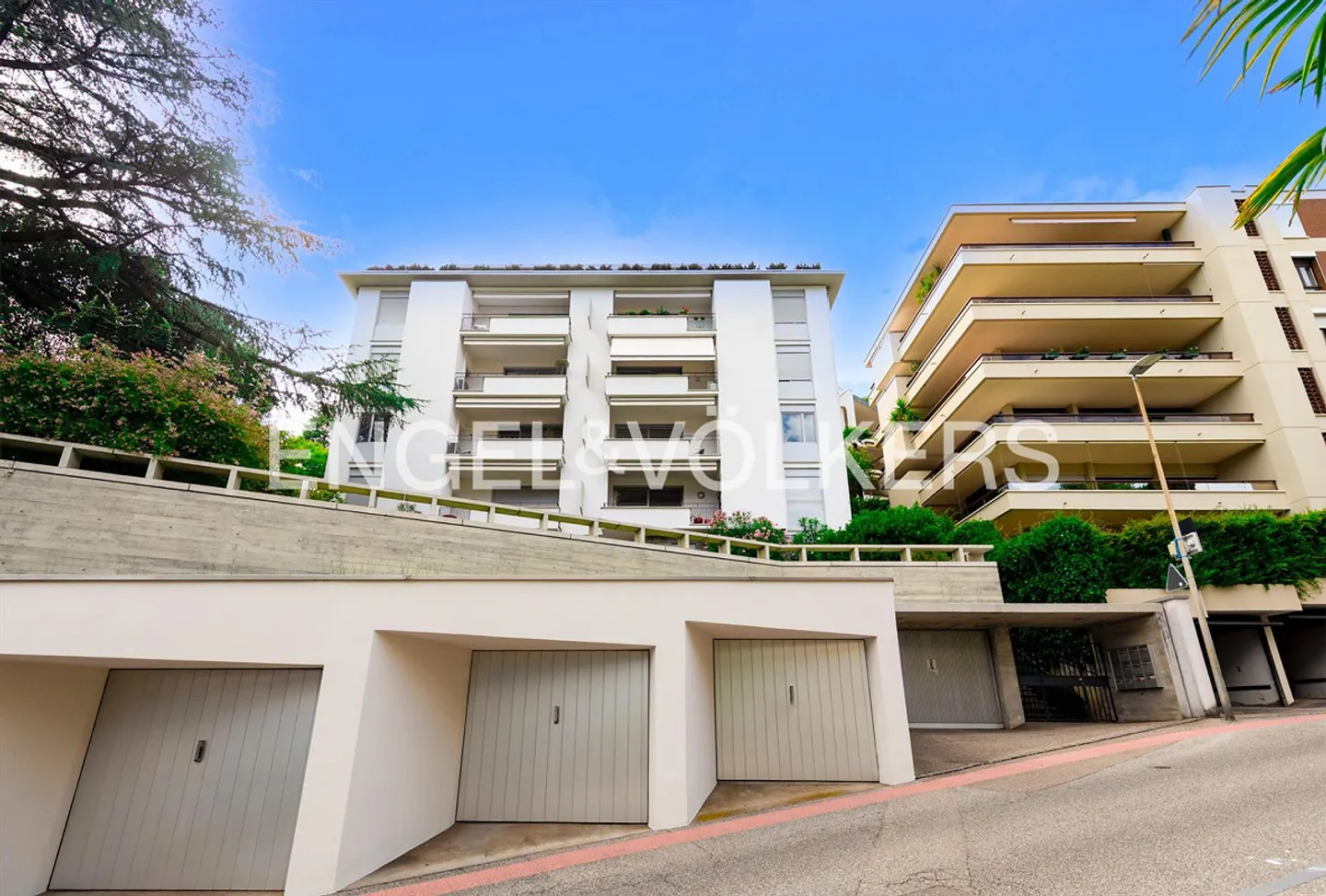 Welcome apartment, just two steps from the center of Lugano - Photo 13 of 14