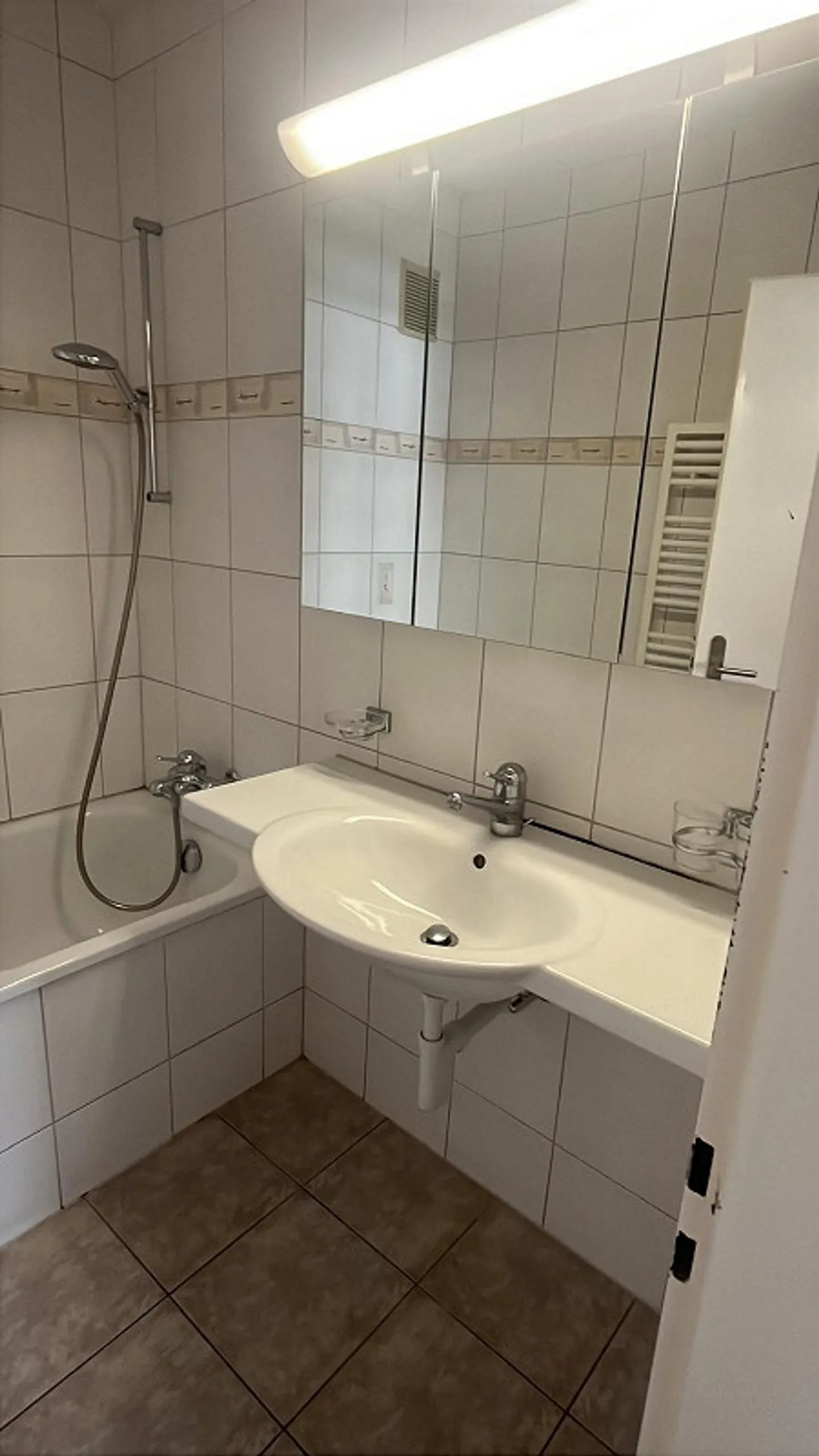 Temporary Apartment for 6 Months - Photo 9 of 10