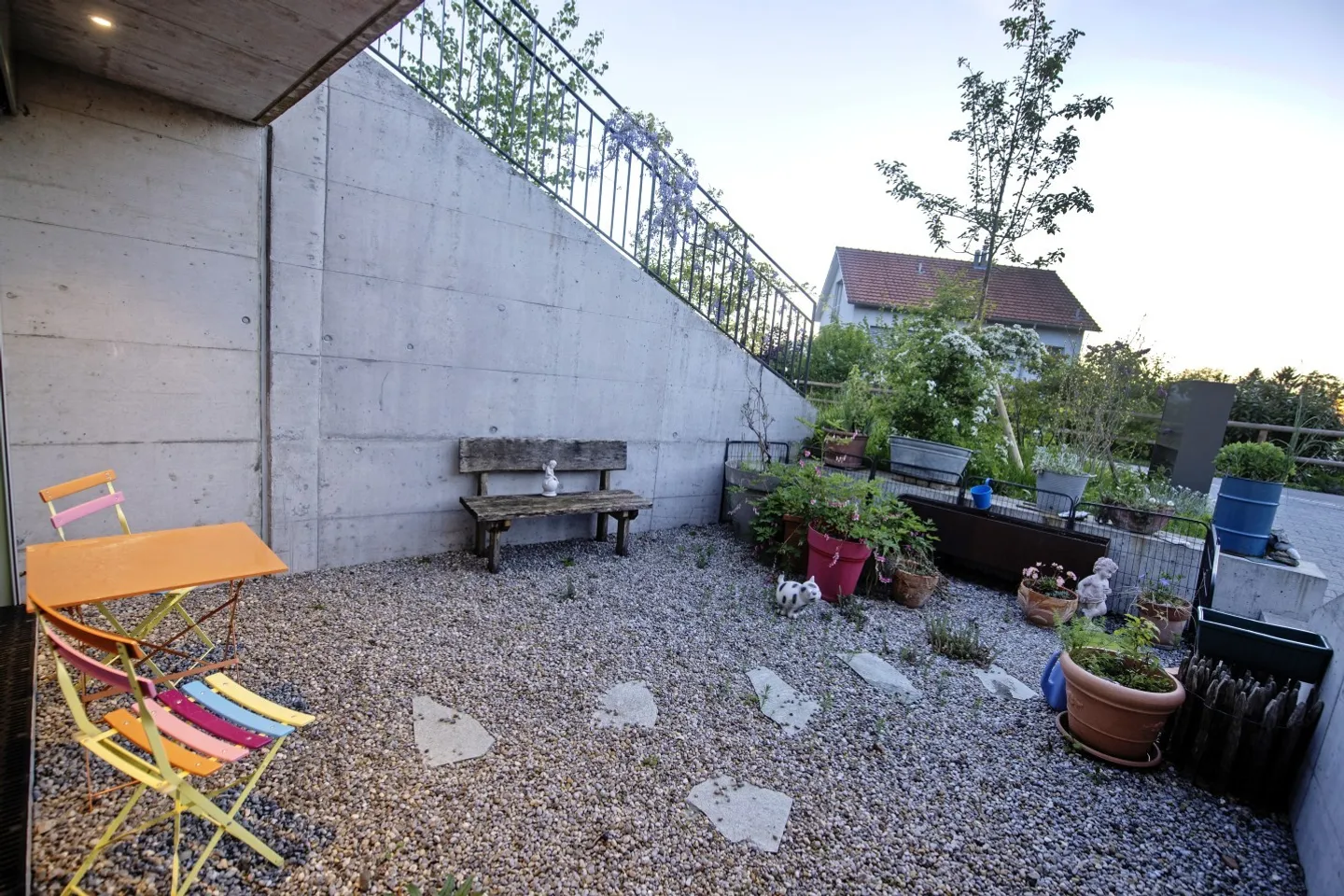 Modernes Studio mit viel Licht - Foto 2 von 6