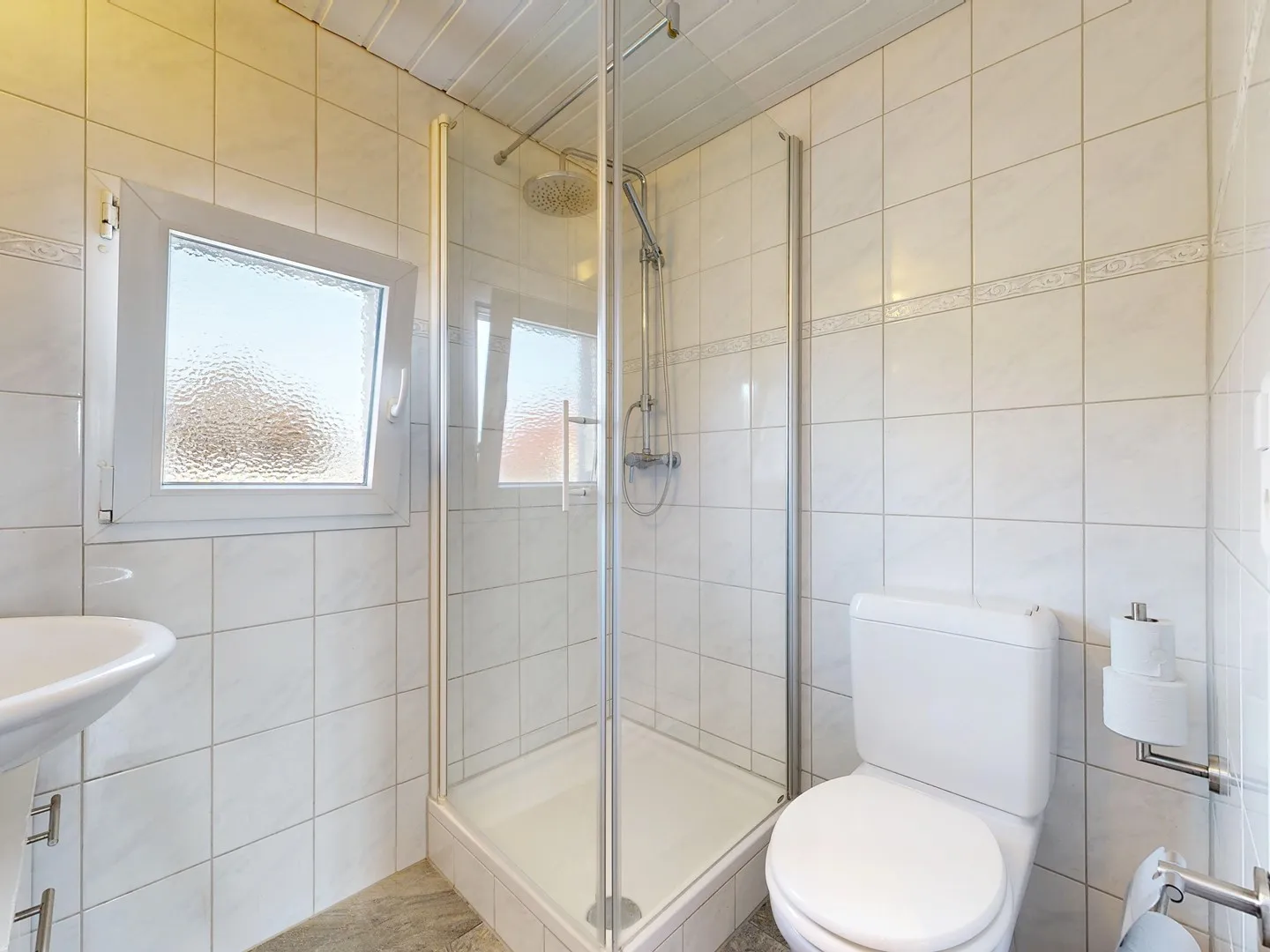 Restaurant mit Studios & Potenzial - Foto 17 von 27