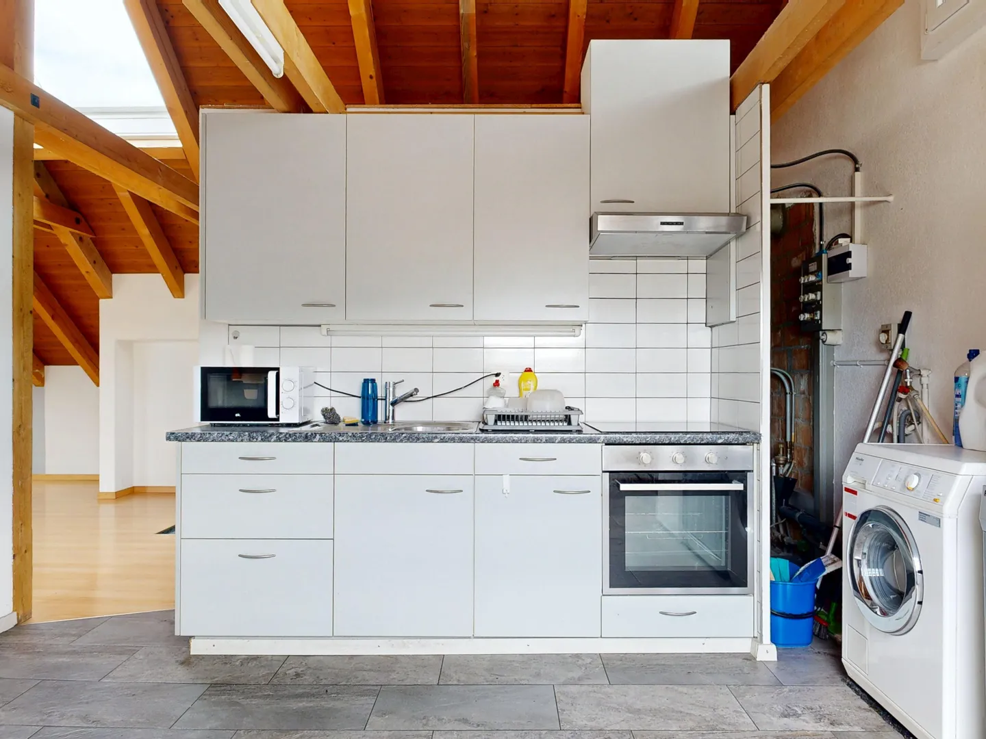 Restaurant mit Studios & Potenzial - Foto 24 von 27