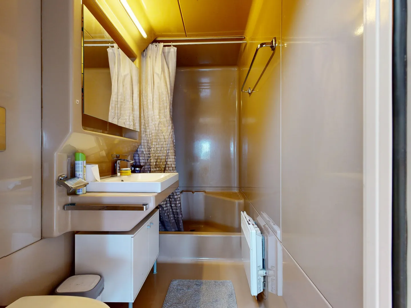 Restaurant mit Studios & Potenzial - Foto 25 von 27