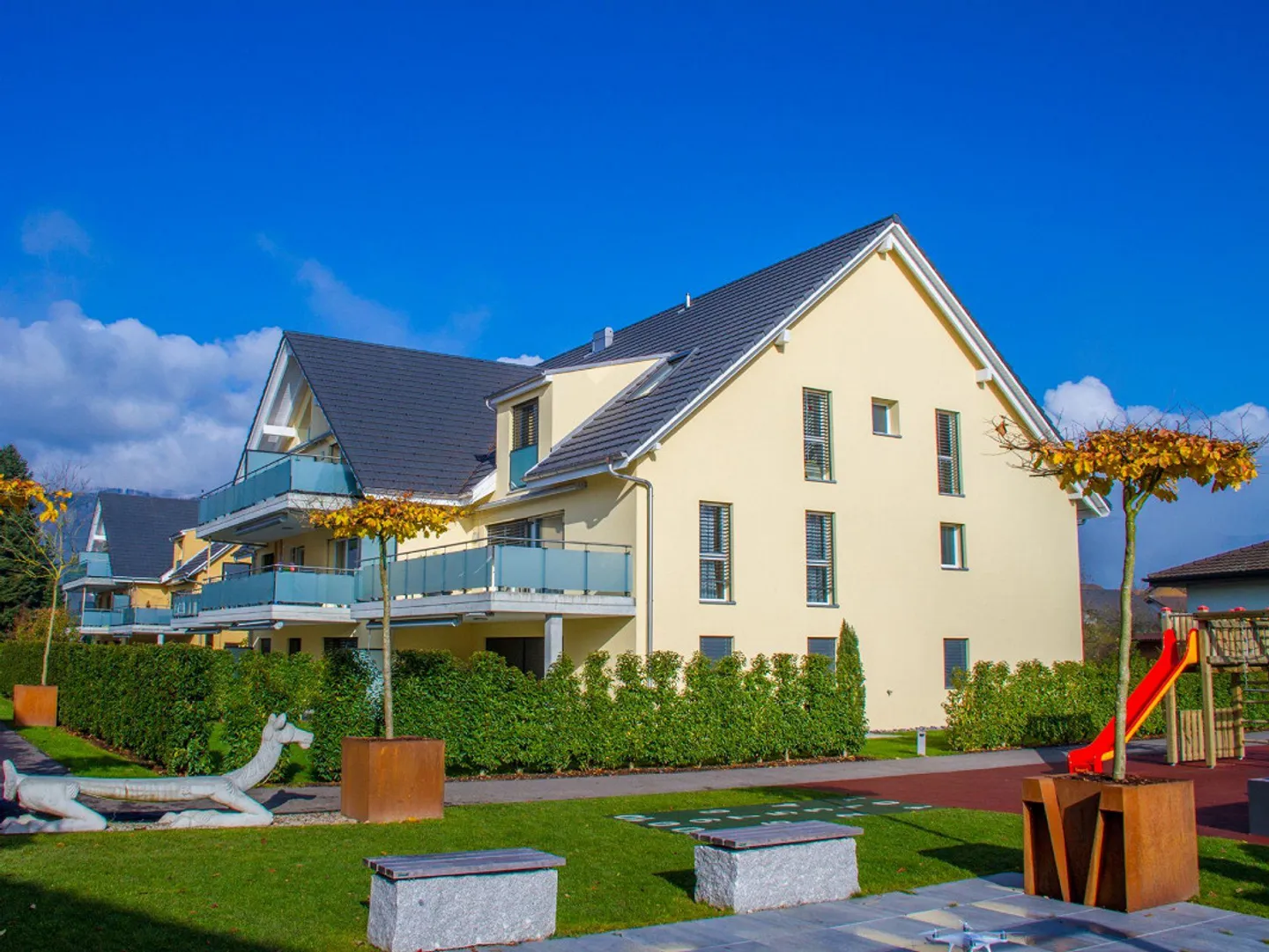 Modernes 3.5-Zimmer-Apartment - Foto 2 von 9