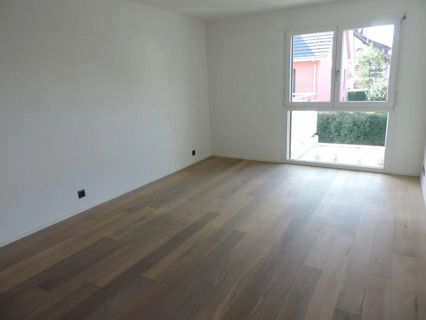 Modernes 3.5-Zimmer-Apartment - Foto 8 von 9