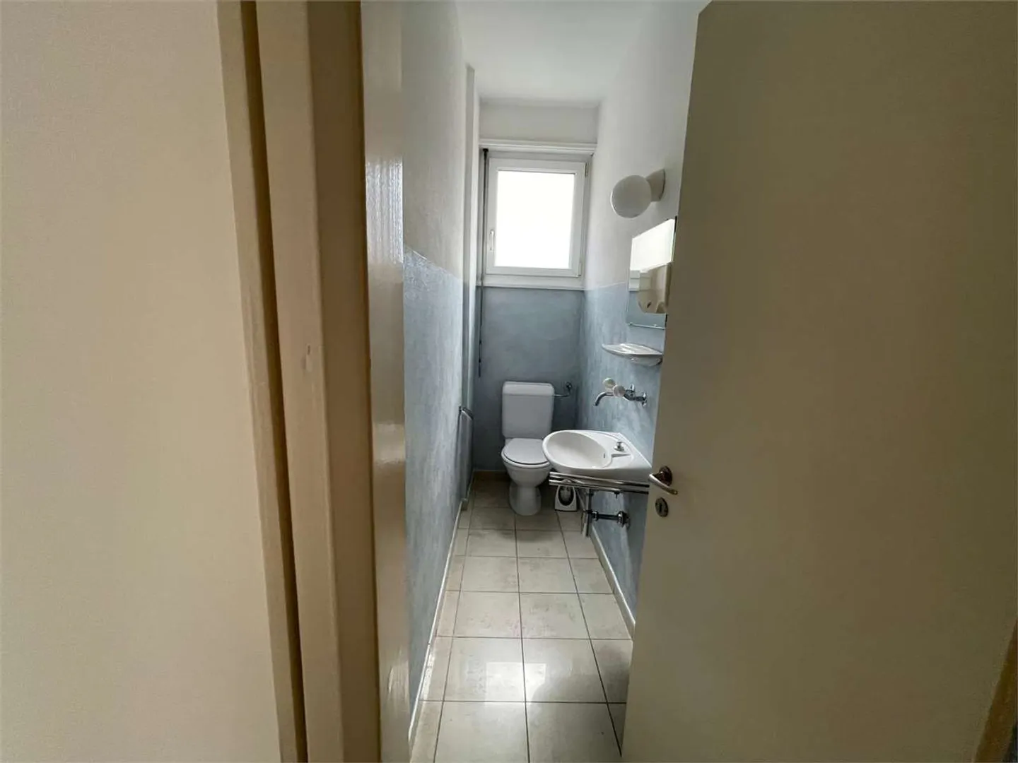 Wir vermieten Gewerbefläche in Lugano Zentrum - Foto 8 von 9