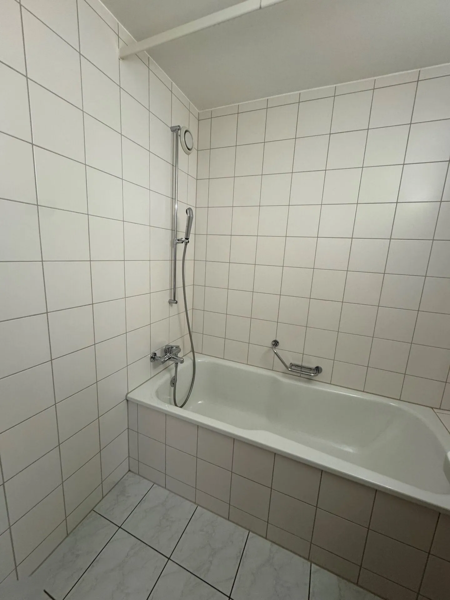 Cozy apartment in a quiet location with balcony - Photo 8 of 10